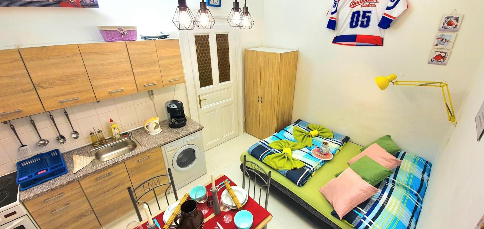 Apartment In The Center Of Прага Екстериор снимка